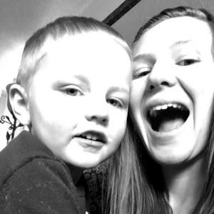 Meet your Posher, Brittny